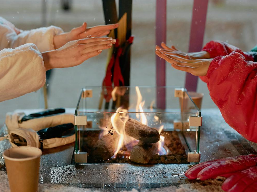 From Powder to Pints: Your Guide to the Best Après Ski Spots on the East Coast