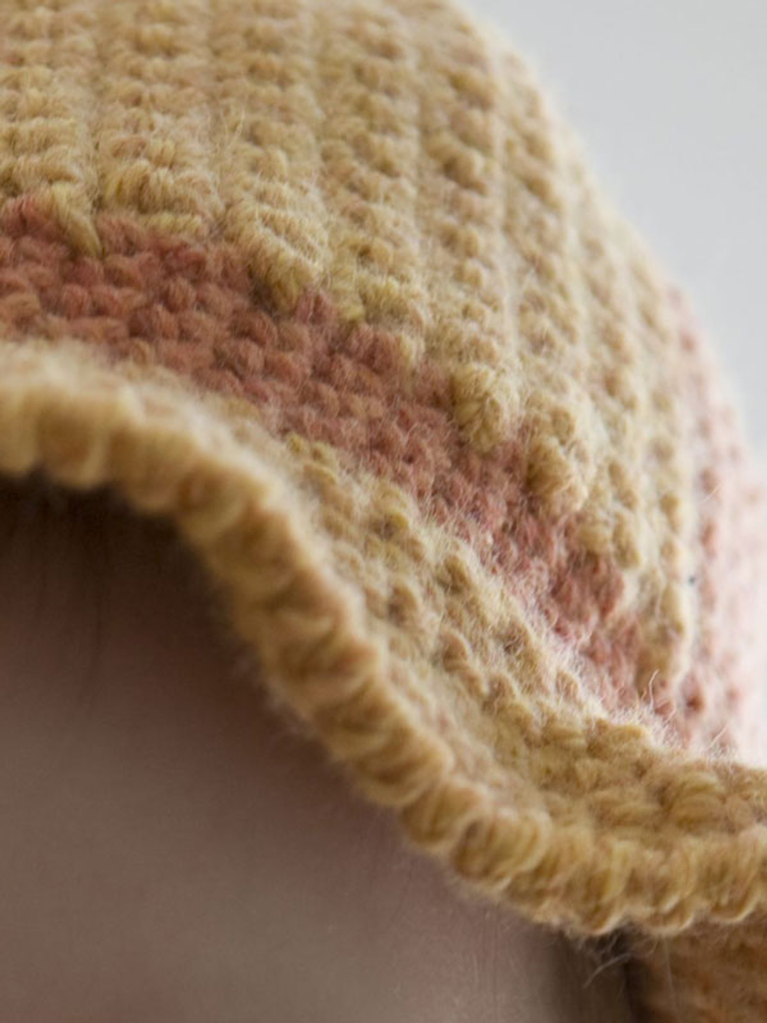 Slice Ruffled Cap