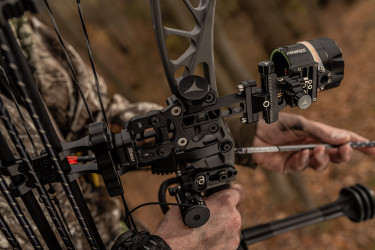 NEW APEX GEAR MAGNITUDE™ BOW SIGHT