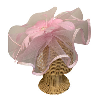 Annmarie Fascinator in Light Pink