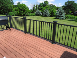 Surface Mounted Level Railing