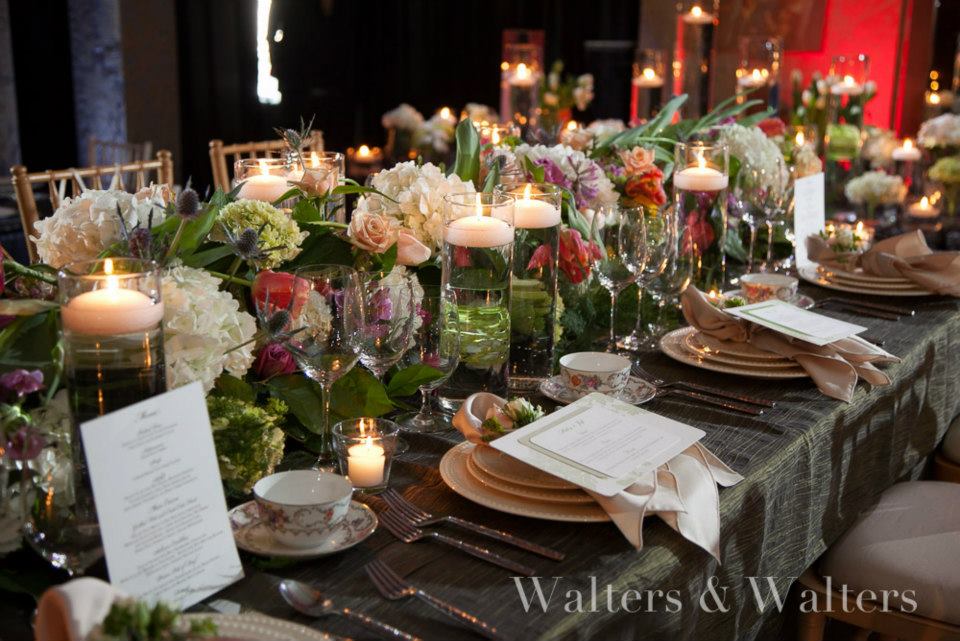 How to Set a Table that Your Guests Will Adore