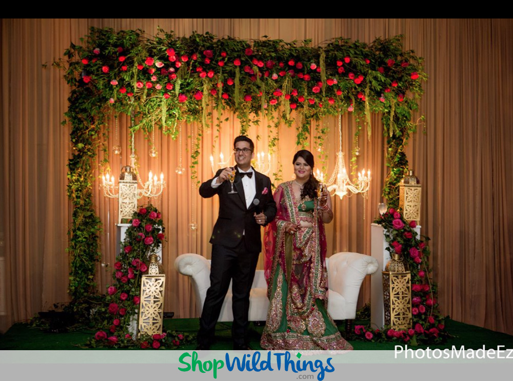 Magical Mandaps & Amazing Arches Mesmerize at Uber Luxurious Weddings