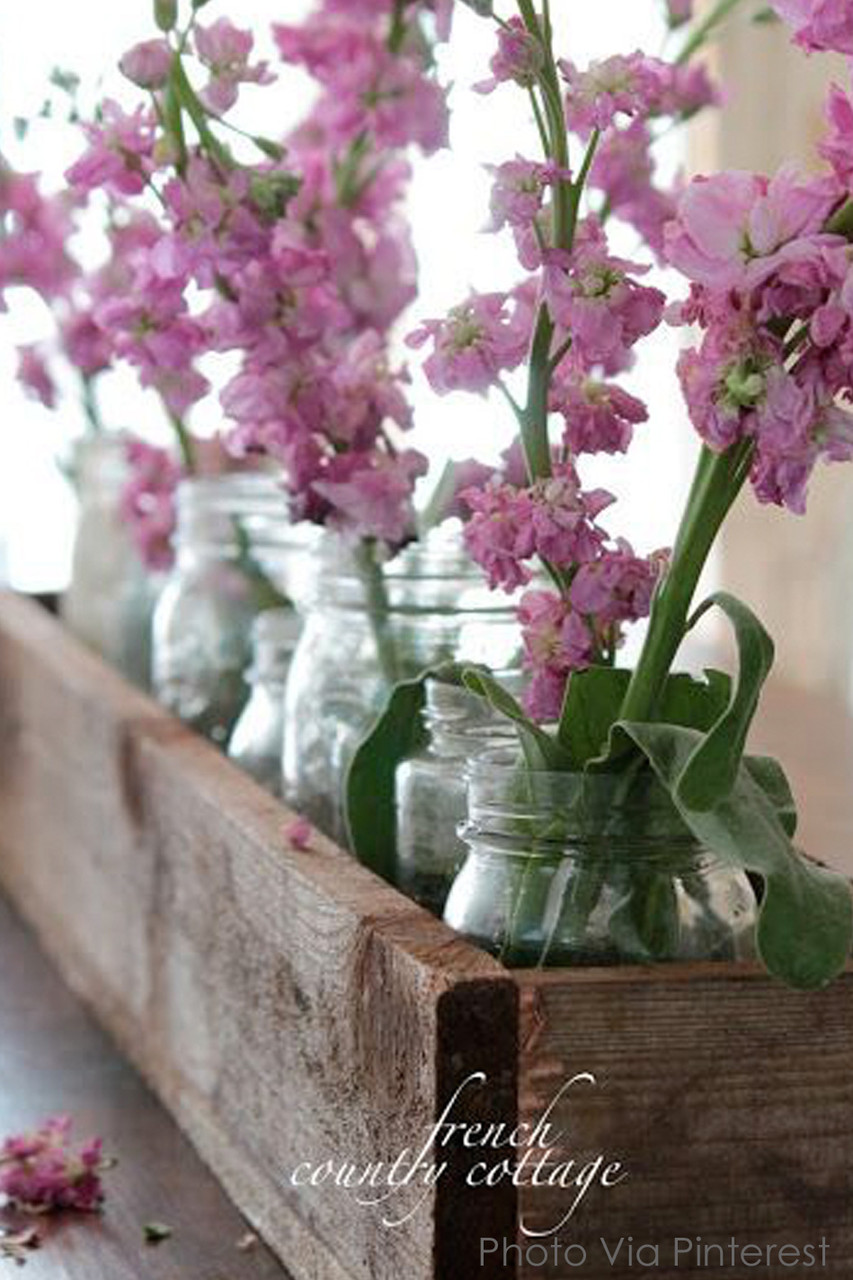 Centerpiece Wood Box (Large) - Flowers and Vase / Pink