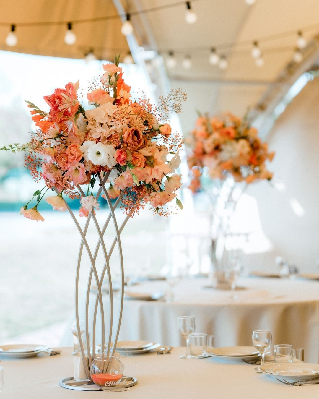 Silver Floor or Centerpiece Riser for Weddings & Events ...