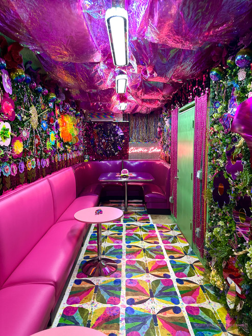 Shimmer Square Sequin Wall Backdrop 11 7/8" Panel - Metallic Fuchsia on Black