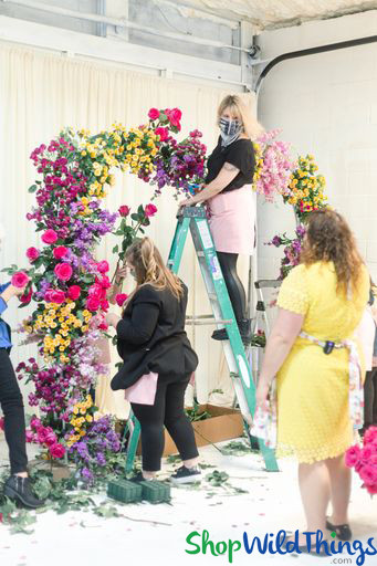 OASIS Floral Foam Netted Garland 14 Dry or Wet Cylinders