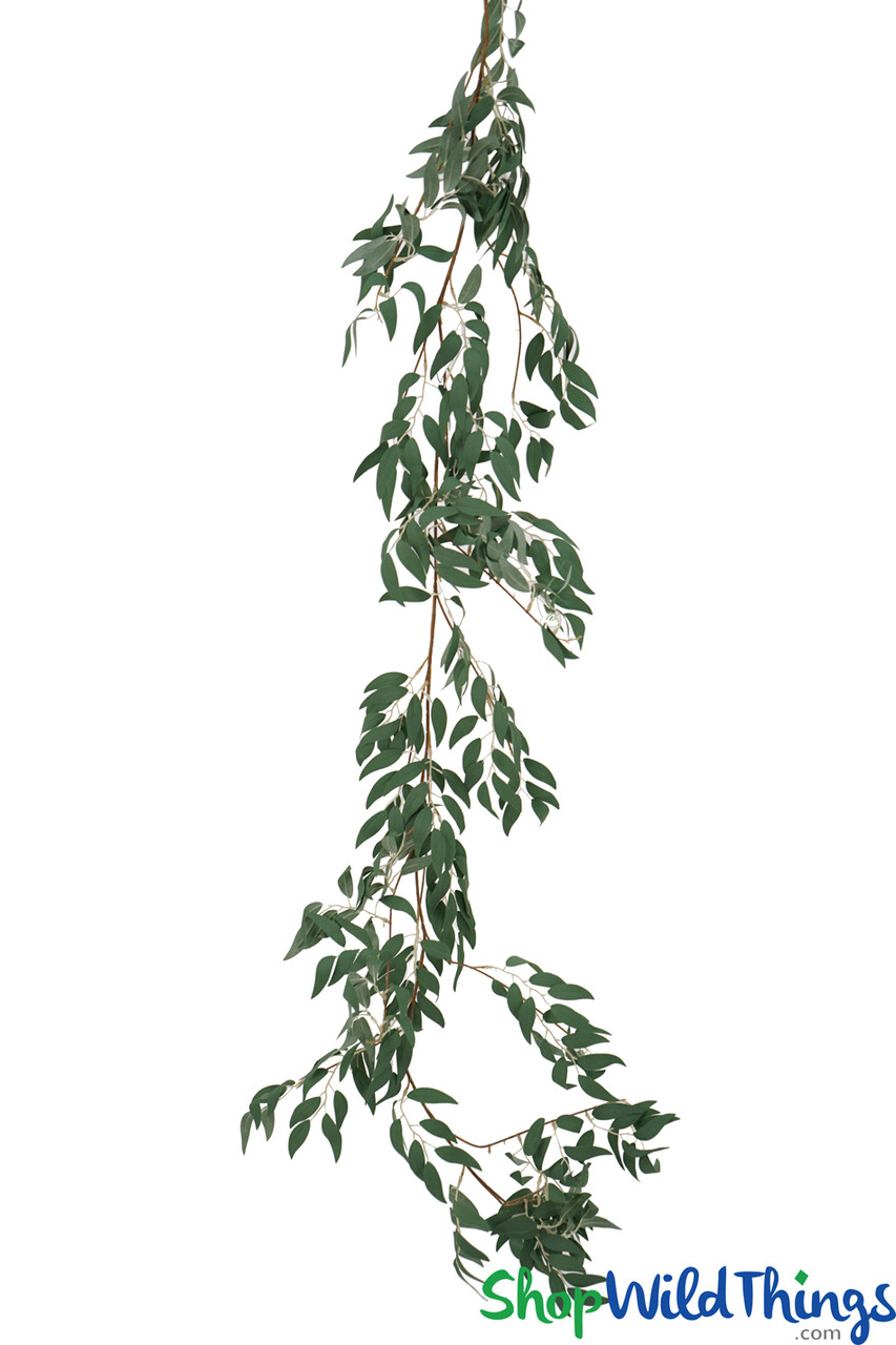 Image of Greenery Garlands - 20 Fabulous Styles!