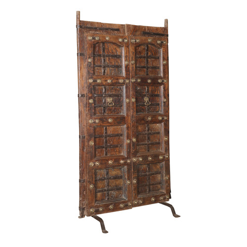 DU13125 - Antique Door Set on Iron Stand