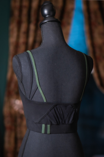 Coven Sports Bra Sample - Black/Green - Small