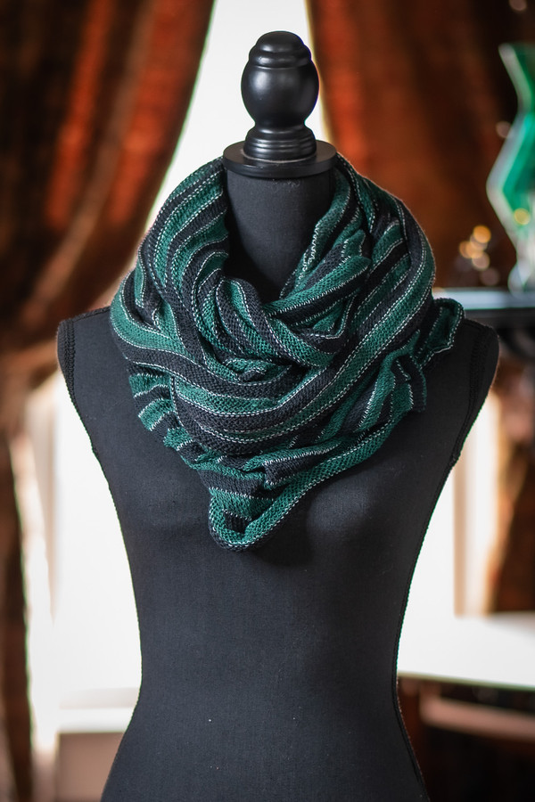 Bog Witch Infinity Scarf - Black/Green