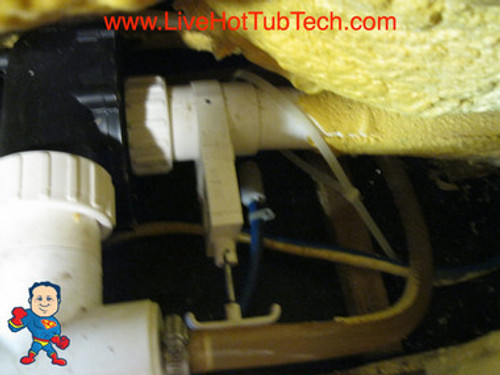 This is an example of this style of slice valve installed in a hot tub. This listing is for the slice valve only all other parts not included for illustration only. This is an example of this style of slice valve installed in a hot tub. This listing is for the slice valve only all other parts not included for illustration only.