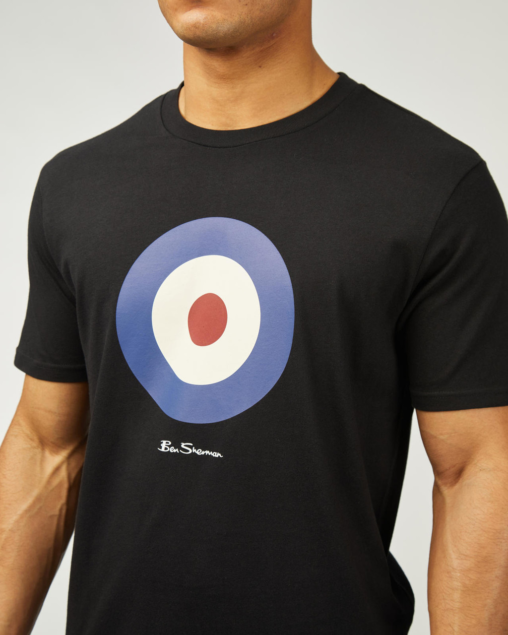 Signature Target Tee in Black