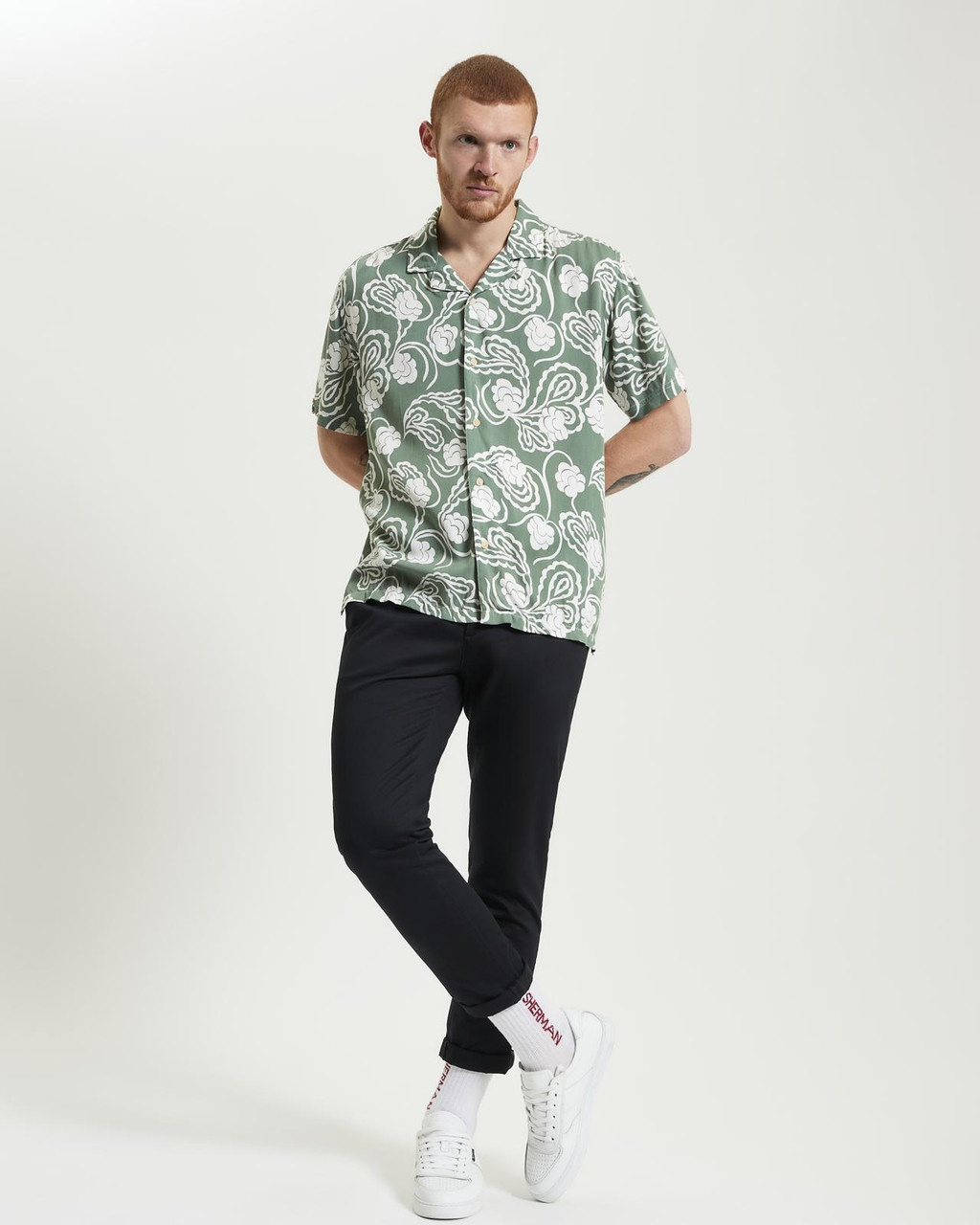 Short Sleeve Paisley Swirl Shirt in Pale Khaki