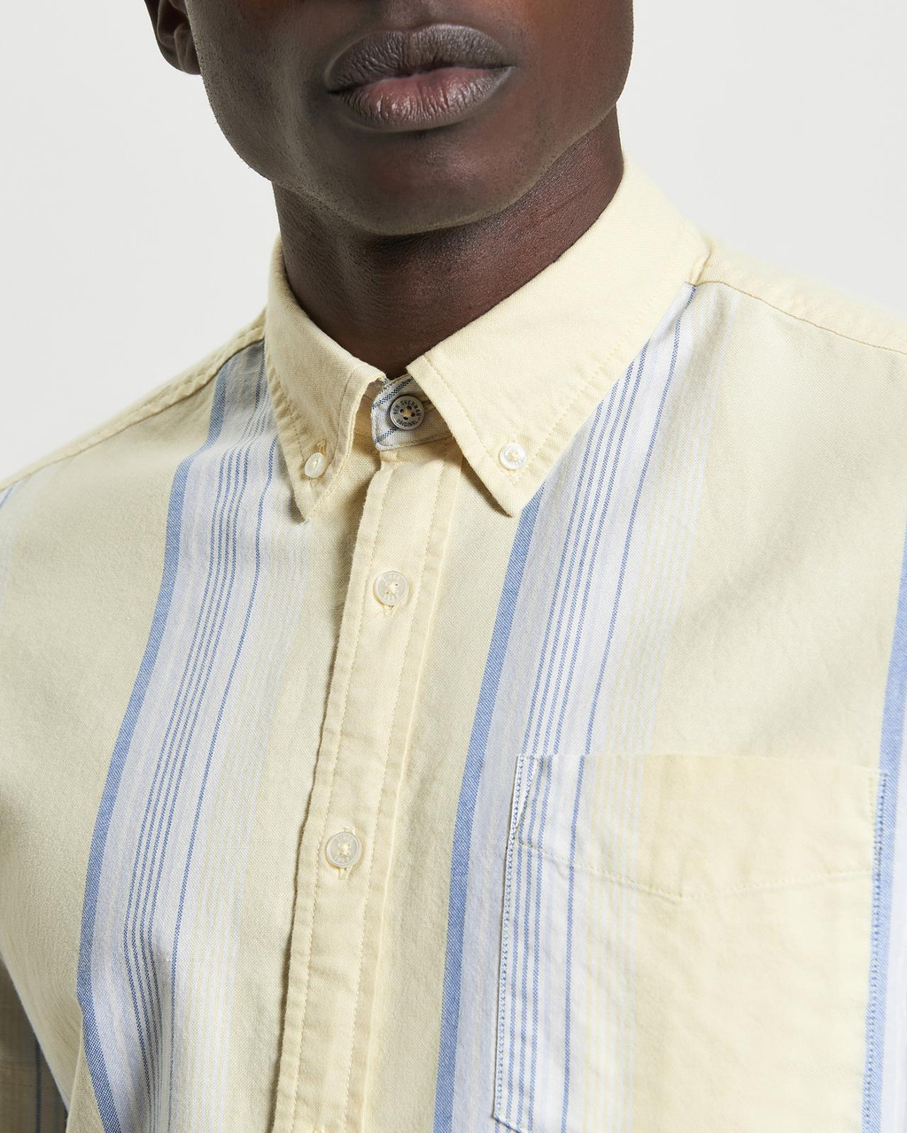 Short Sleeve Oxford Stripe Shirt in Corn