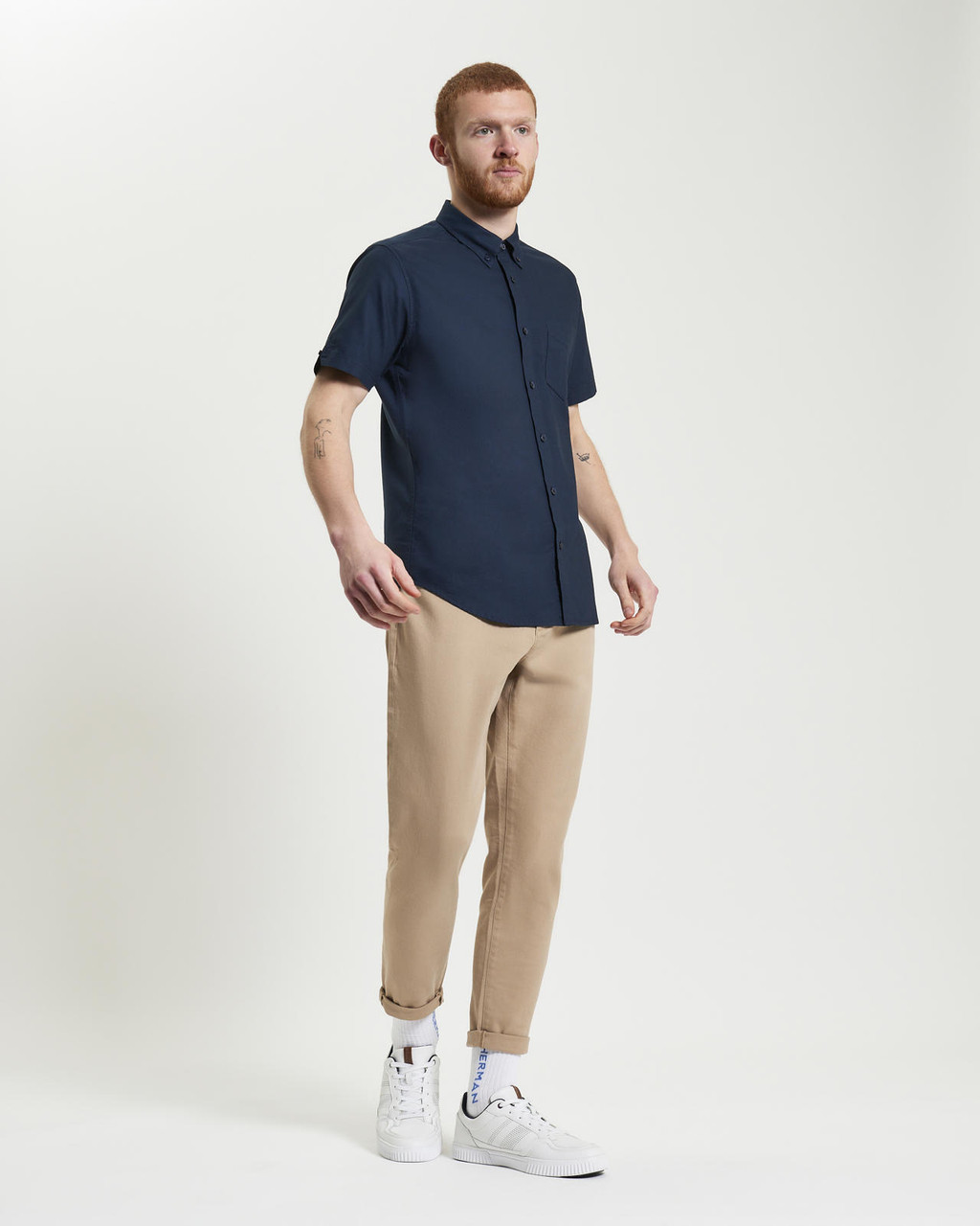 Short Sleeve Signature Oxford Shirt in Dark Navy