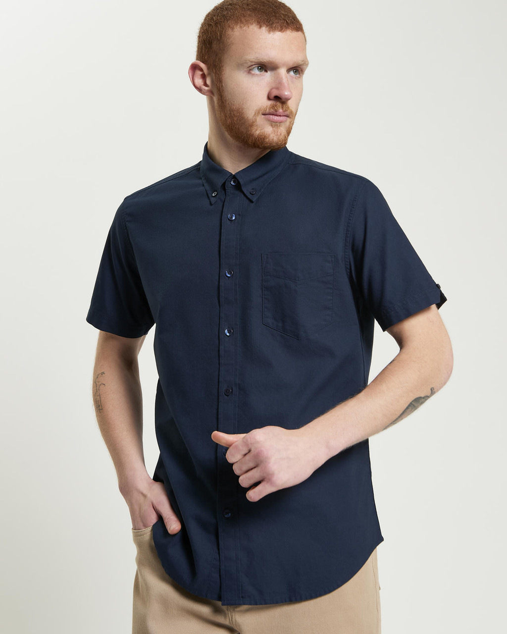 Short Sleeve Signature Oxford Shirt in Dark Navy