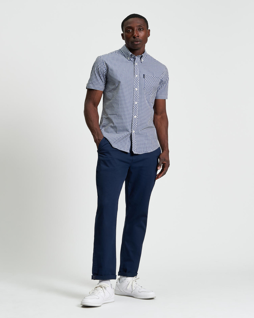 Short Sleeve Signature Gingham Shirt in Dark Blue
