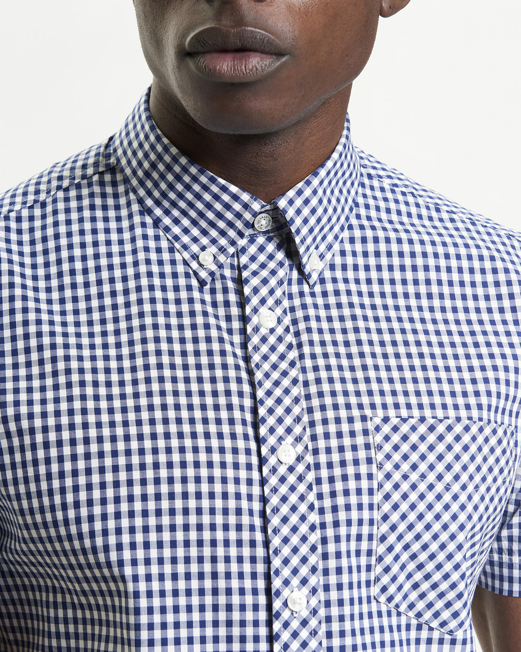 Short Sleeve Signature Gingham Shirt in Dark Blue