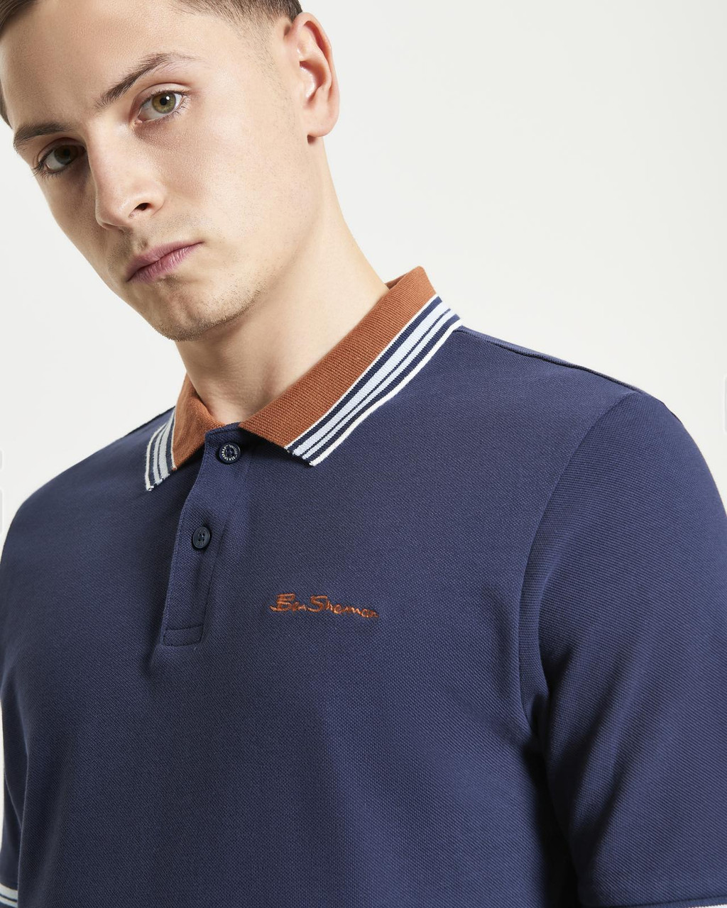 House Collar Contrast Stripe Tipped Polo in Dark Navy
