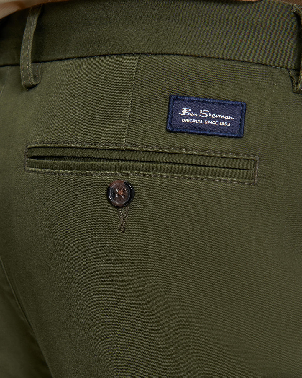 Signature Classic Slim Stretch Chino in Khaki