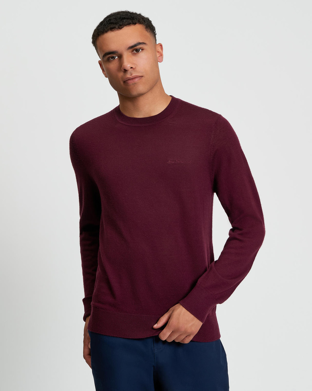 MERINO CREW NECK in Dark Wine