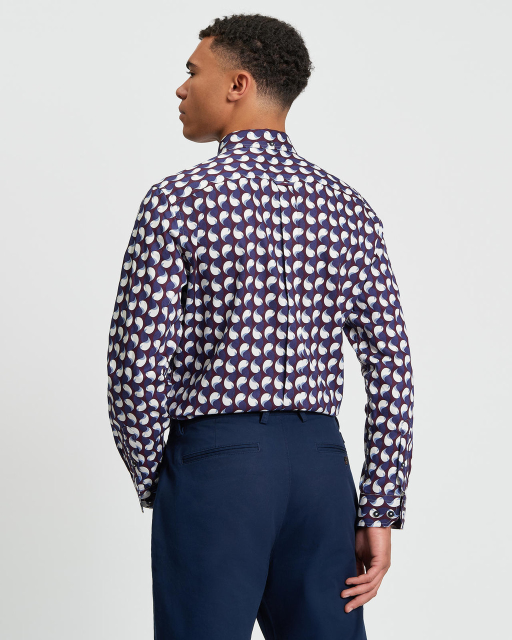 PAISLEY GEO PRINT in Dark Wine