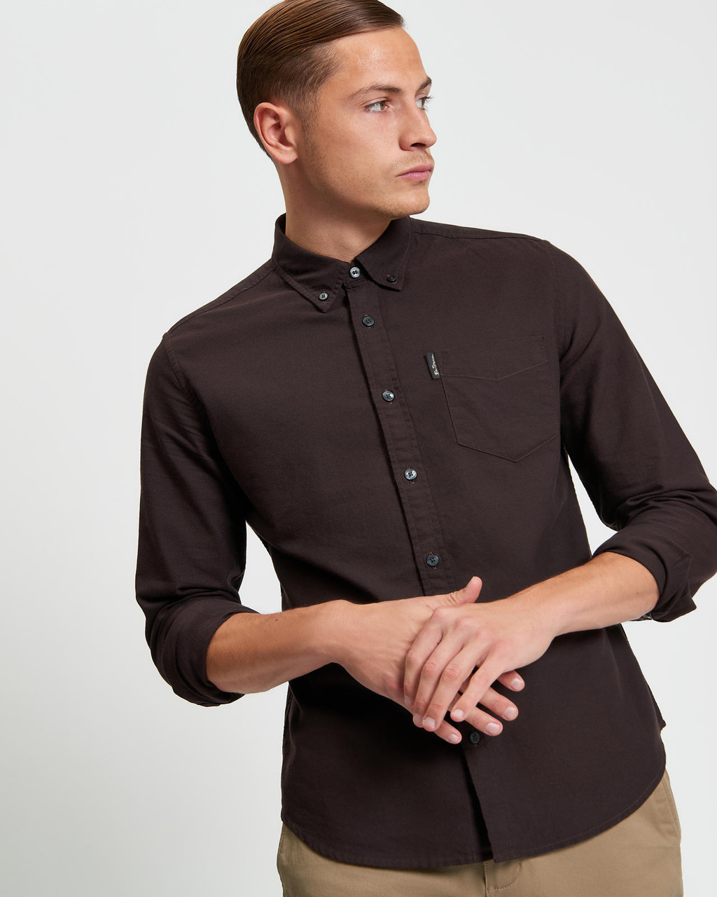 Long Sleeve Signature Oxford Shirt in Dark Brown