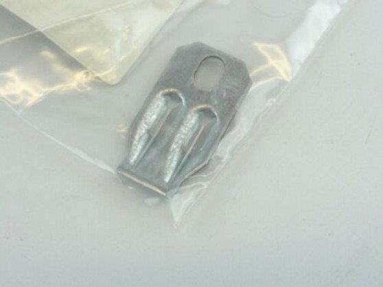 Bosch #1601302018 Fastening Clamp Brand New Genuine for 1362 1364 1365 11227E 11230EVS 11232EVS 11264EVS 11235EVS 11335K 11311EVS 11222EVS (1)