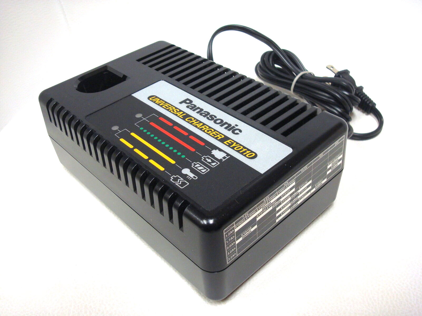 EY0110 Battery Charger-Brand New
