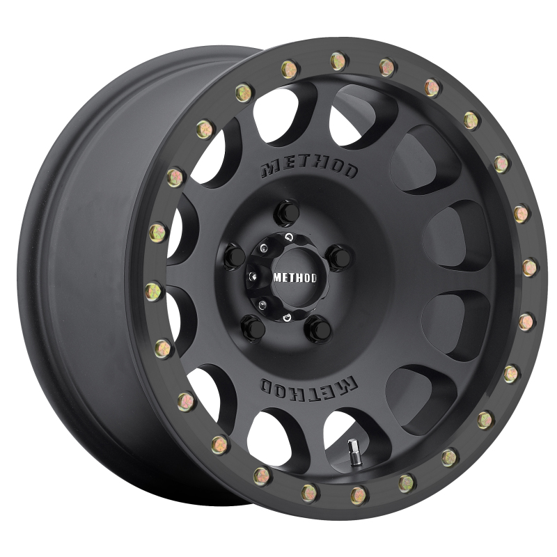 Method MR105 Beadlock 17x9 -38mm Offset 5x5 71.5mm CB Matte Black w/BH-H24125 Wheel - MR10579050538B