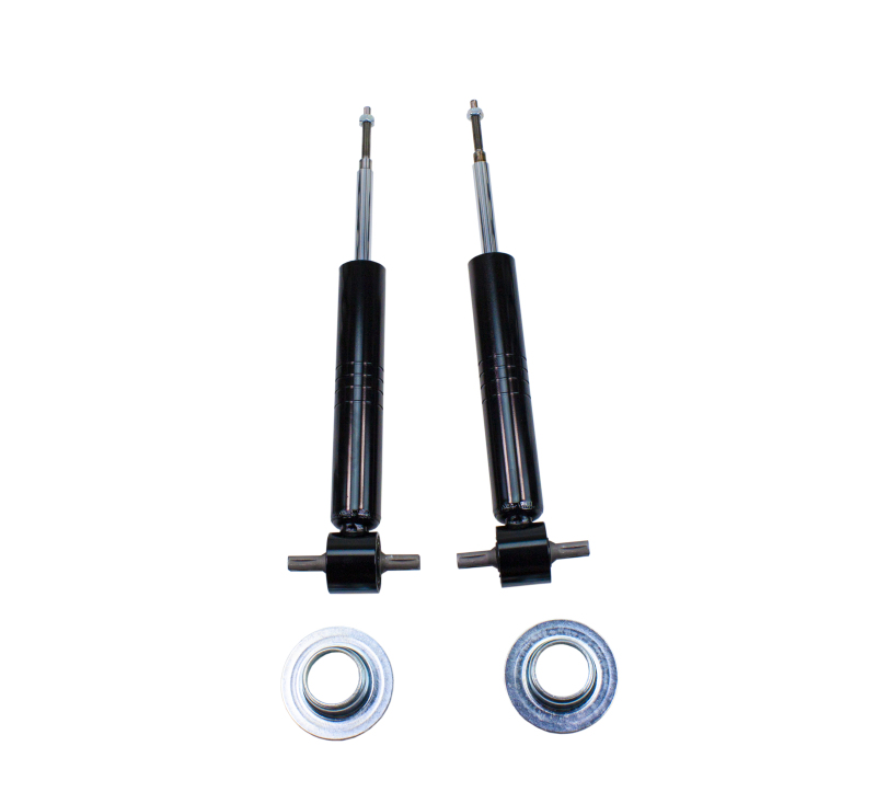 MaxTrac 07-18 GM C/K1500 2WD/4WD 0-3in Front Adj. Lowering Struts - Pair - 371303