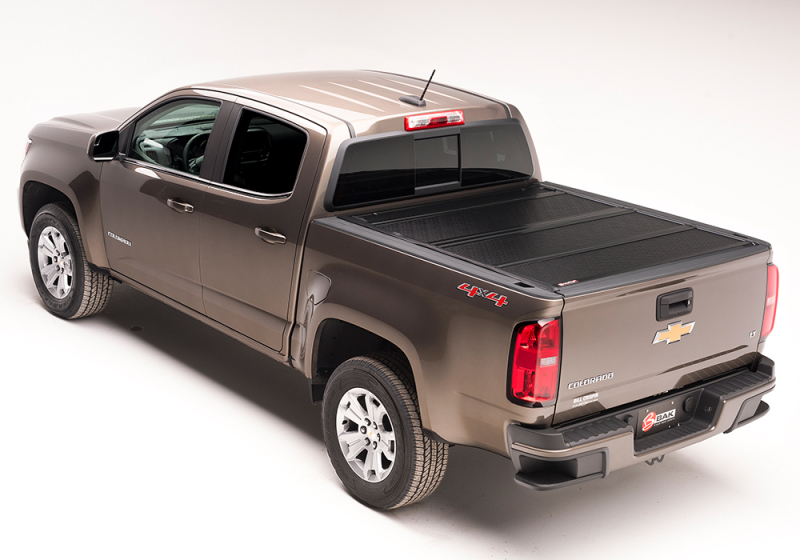 BAK 2023+ Chevy Colorado Crew Cab 5ft 2in Bed BAKFlip F1 - 772146