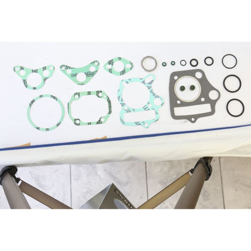 Athena 80-82 Honda C 70 Top End Gasket Kit - P400210600007