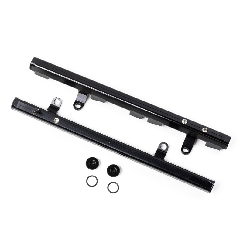 DeatschWerks 97-04 Chevrolet Corvette Z06 Coyote 5.0 LS1 / LS6 Fuel Rails - 7-200