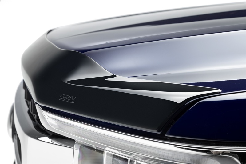 Husky Liners 08-12 Chevrolet Malibu Grille Fascia Mount Aeroskin Hood Protector - Smoke - 2840006