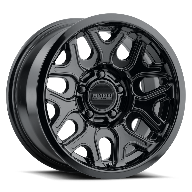 Method MR322 / 20x10 / 8x6.5 BP / -18ET / 4.76in BS / 130.81mm CB - Gloss Black Wheel - MR322210801318N