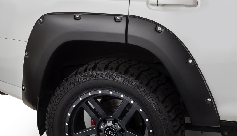 Bushwacker 14-18 Toyota 4Runner Pocket Style Flares 2pc Excludes Limited - Black - 30046-02