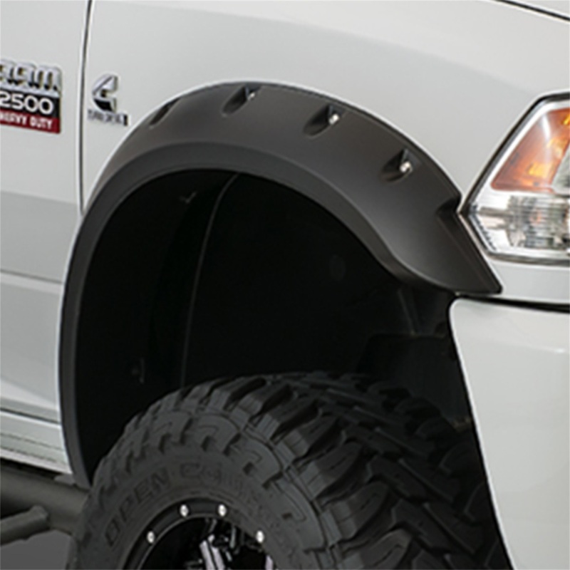 Bushwacker 15-18 Chevy Silverado 2500 HD Max Pocket Style Flares 2pc - Black - 40091-02