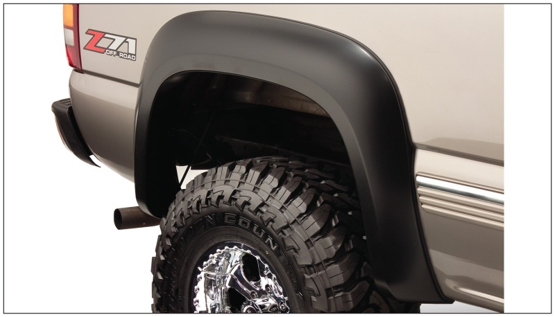 Bushwacker 07-07 Chevy Silverado 1500 Classic Fleetside Extend-A-Fender Style Flares 2pc - Black - 40104-02