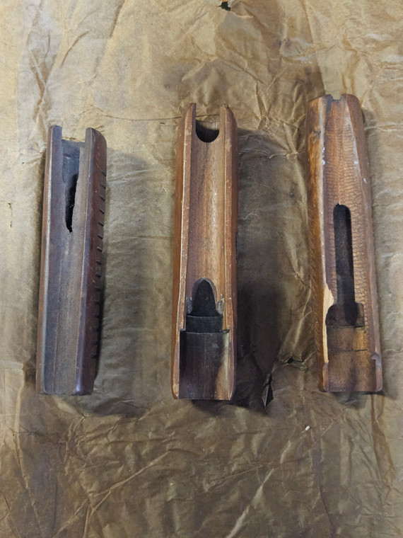 SHOTGUN FOREND LOT 14