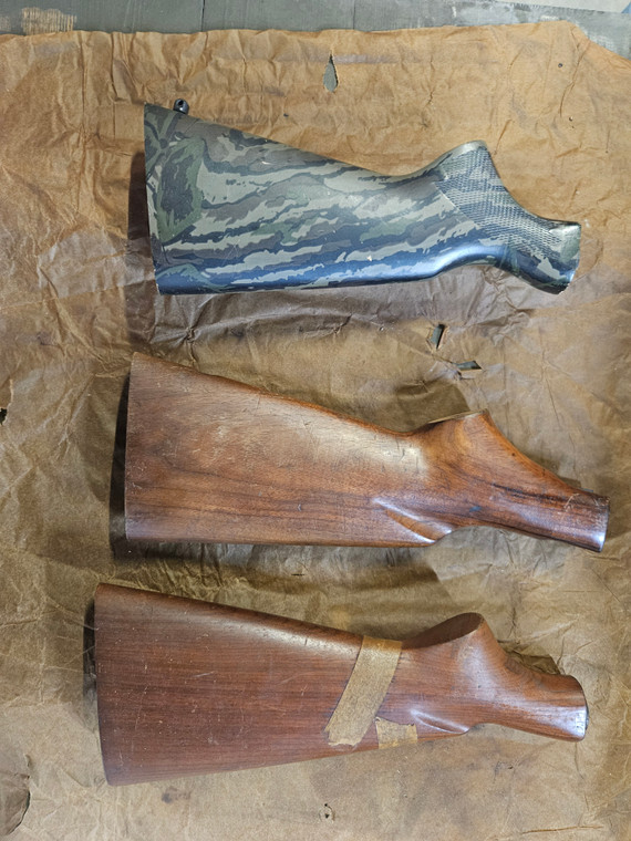SHOTGUN STOCK WOOD LOT 4