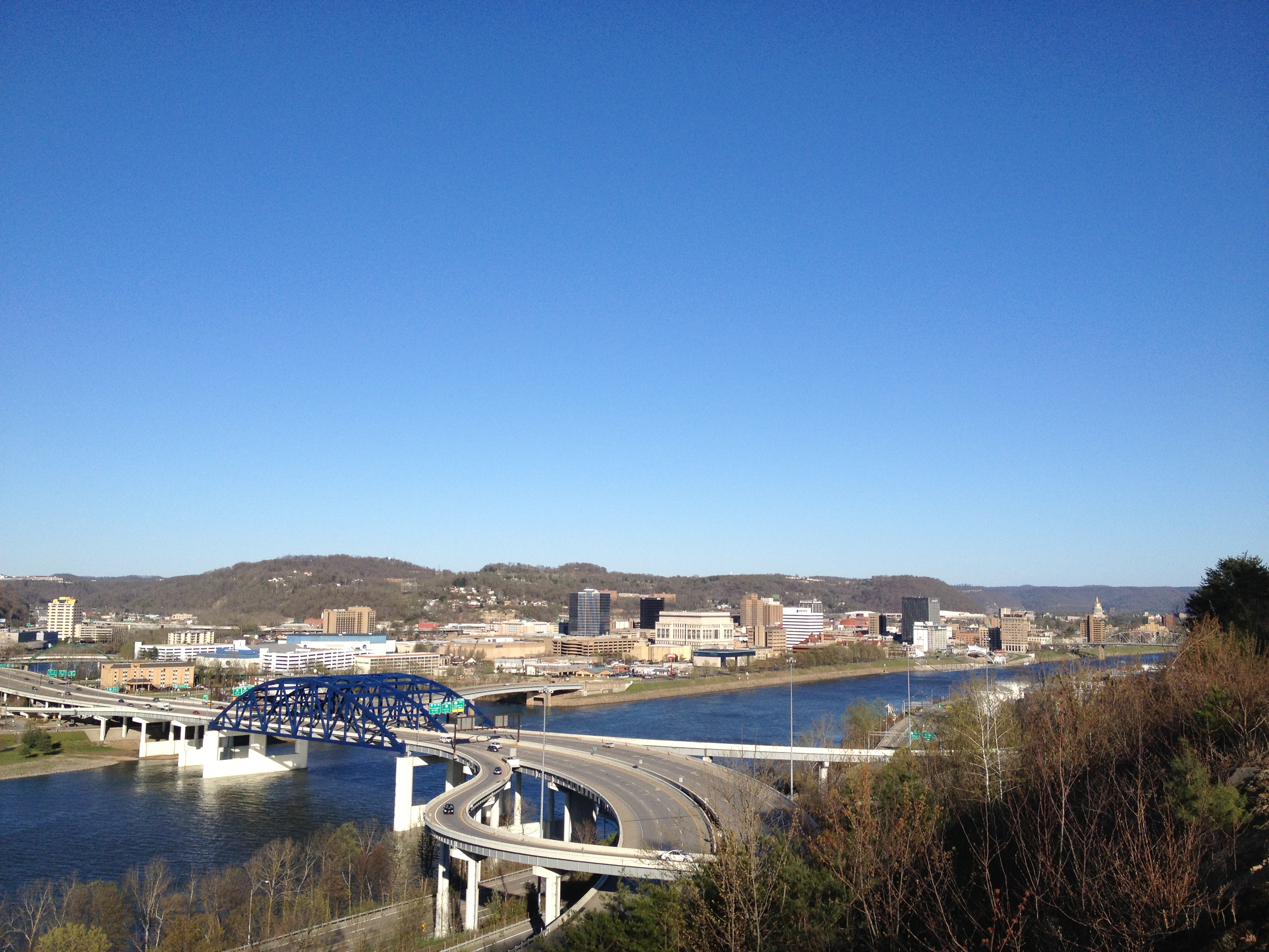 Charleston, WV Mural Tour - Echo-Lit