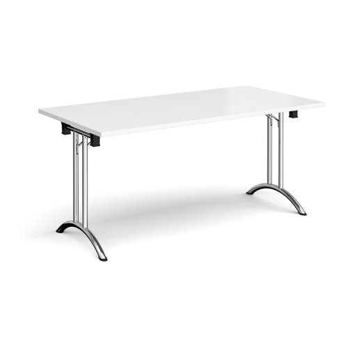 Folding Tables: 1600mm