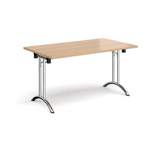 Folding Tables: 1400mm
