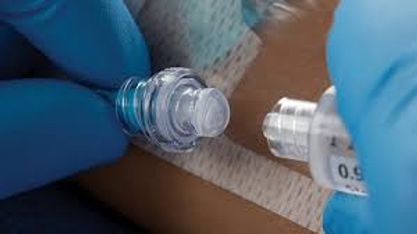 Q–Syte Needle–Free Connectors With 15 cm 6 Small Bore Bi–Extension Set & Spin Nut (Pack of 50)