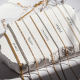 The five chain designs that the Locket Sisters offers.