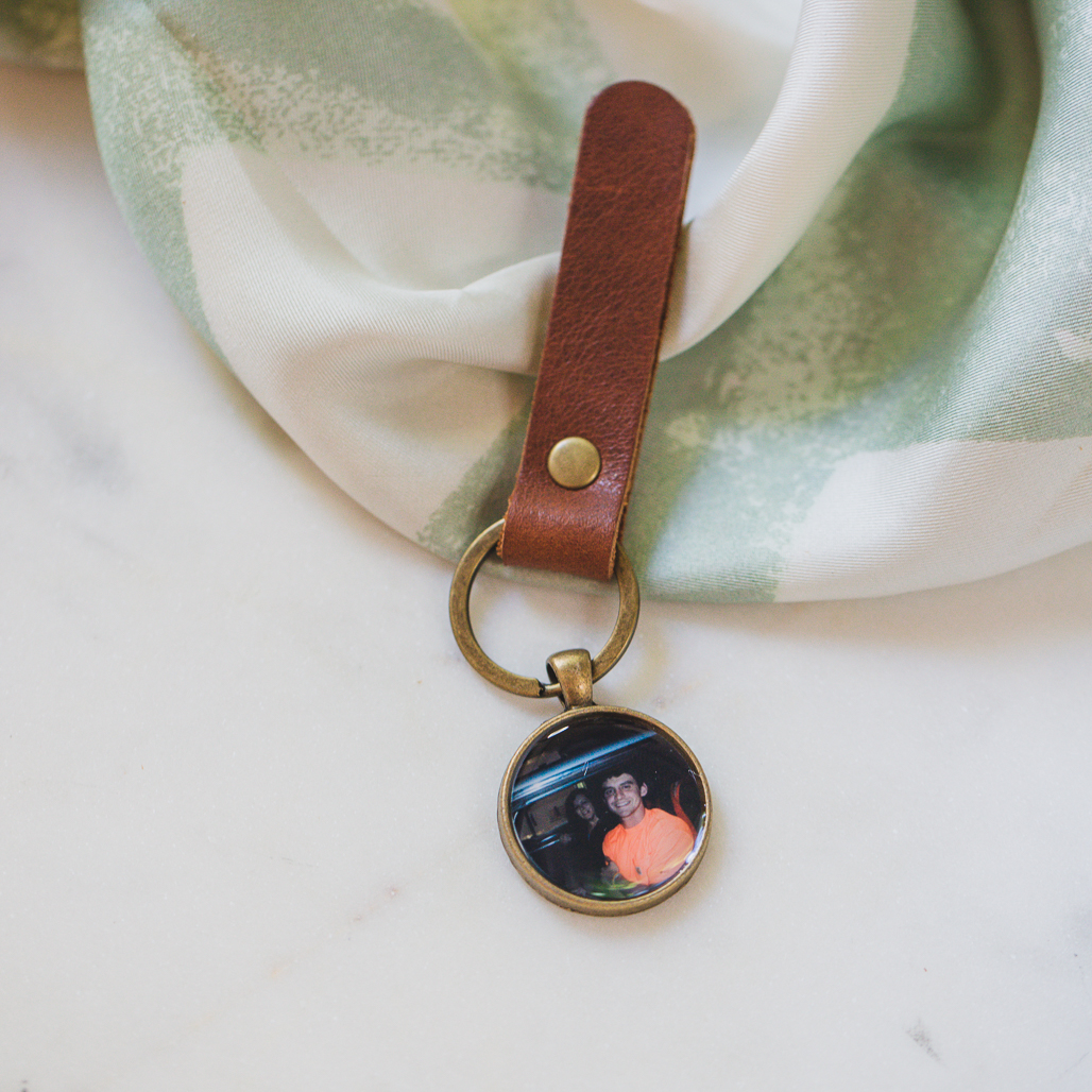 Photo Locket Keychain for his Mom - Locket Sisters