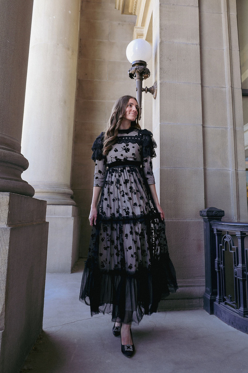 Regal Ensemble Dress - Effortless Elegance