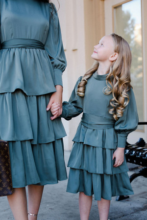 modest tops for juniors